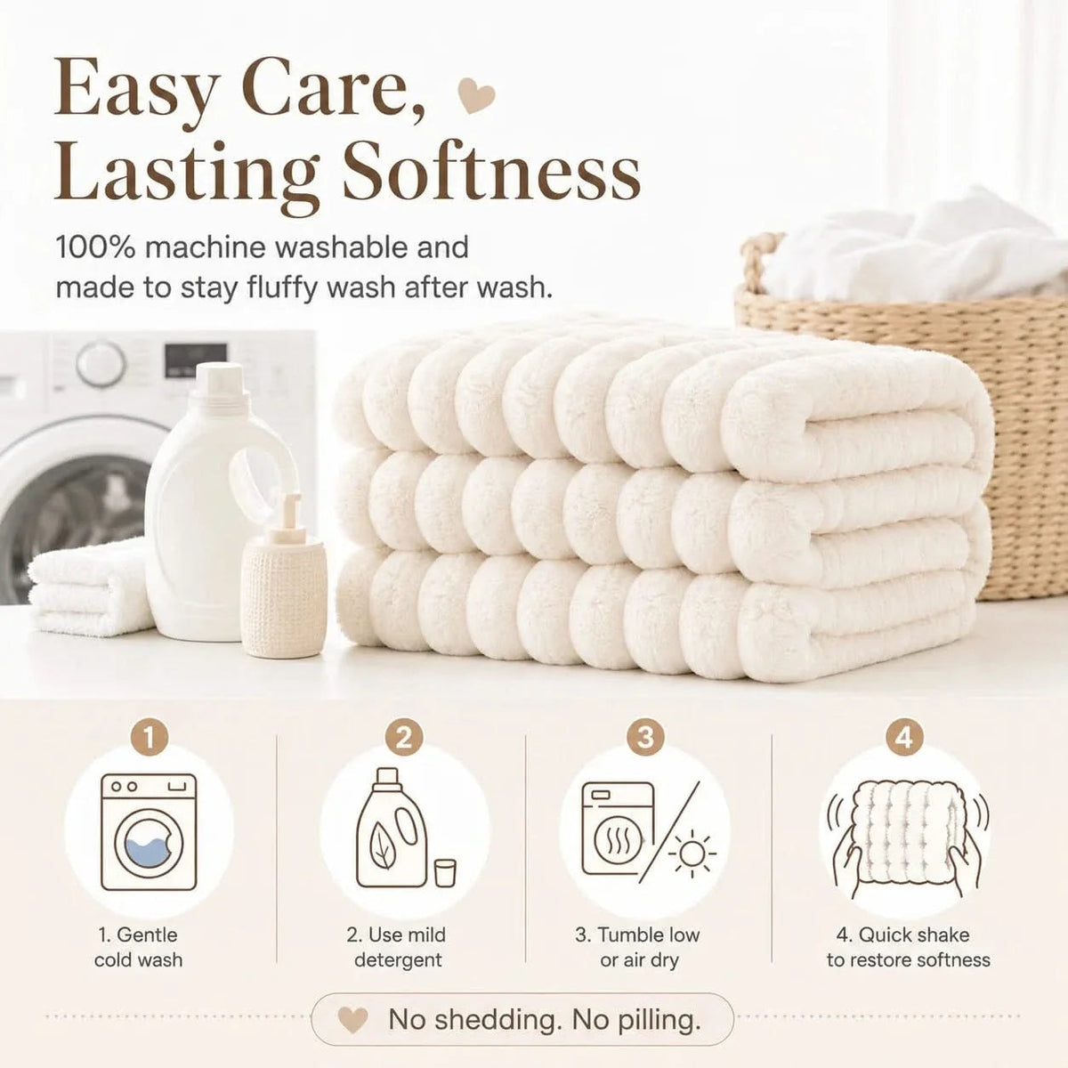 Bed Throws in Soft Ribbed Fleece, Heavy Machine-Washable Blanket