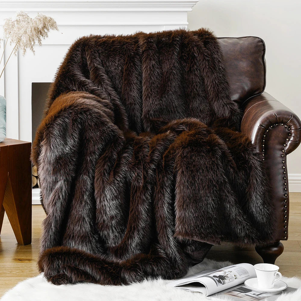 Faux Fur Throw Blanket with Long-Pile Texture and Velvet Backing