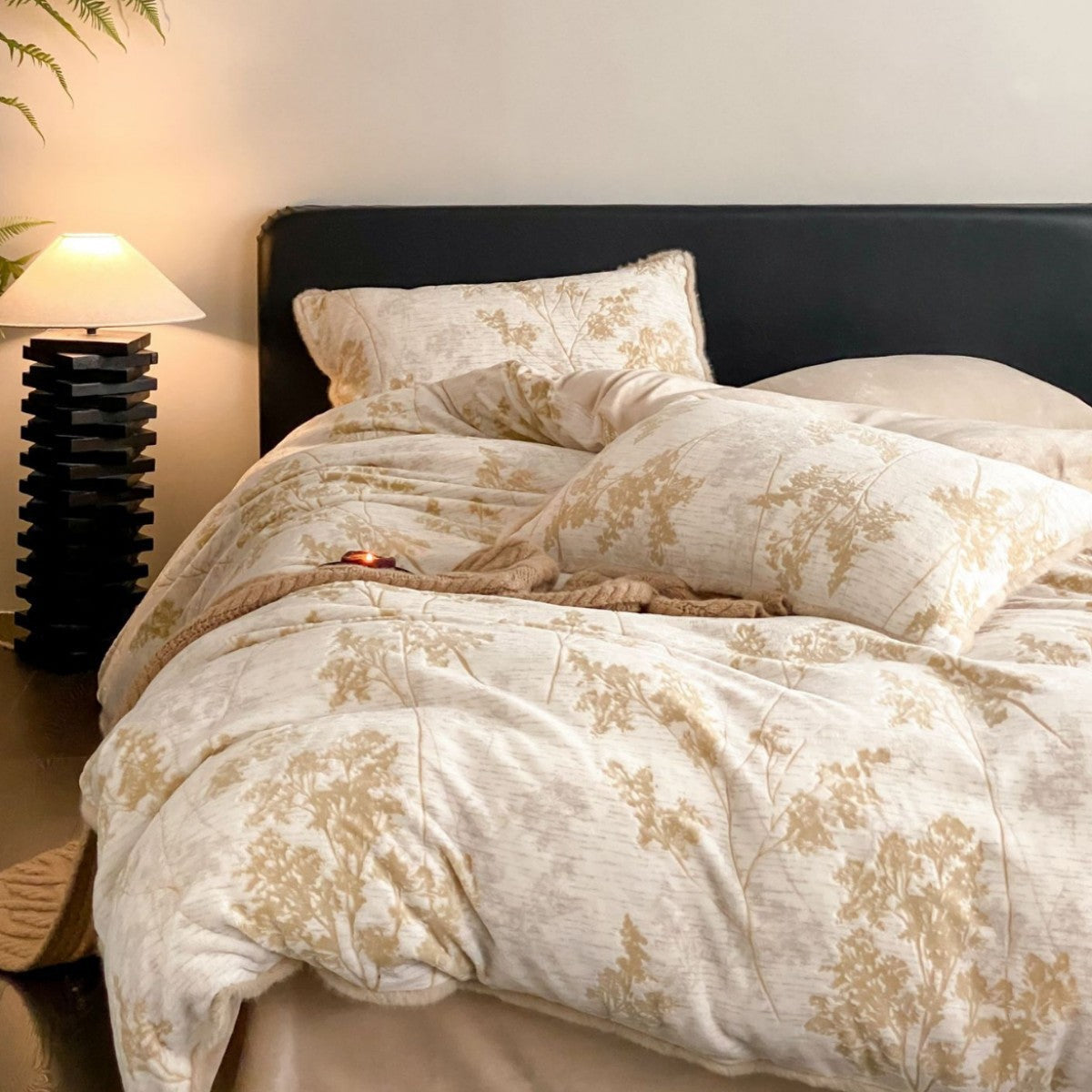 Fleece Bedding Reversible Plush Duvet Cover with Pom-Pom Pillowcases