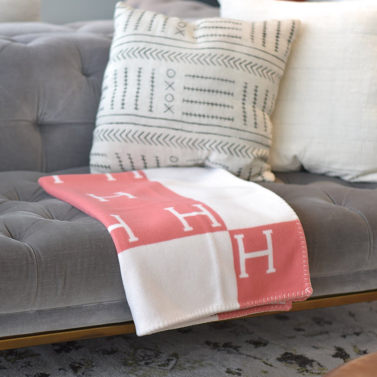 Wool Blanket with Cashmere, Warm Two-Tone Block Pattern Throw