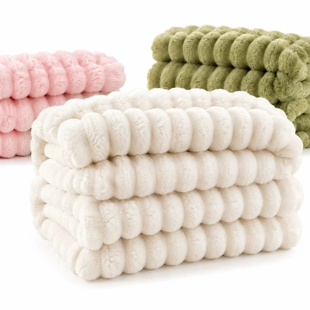 Bed Throws in Soft Ribbed Fleece, Heavy Machine-Washable Blanket