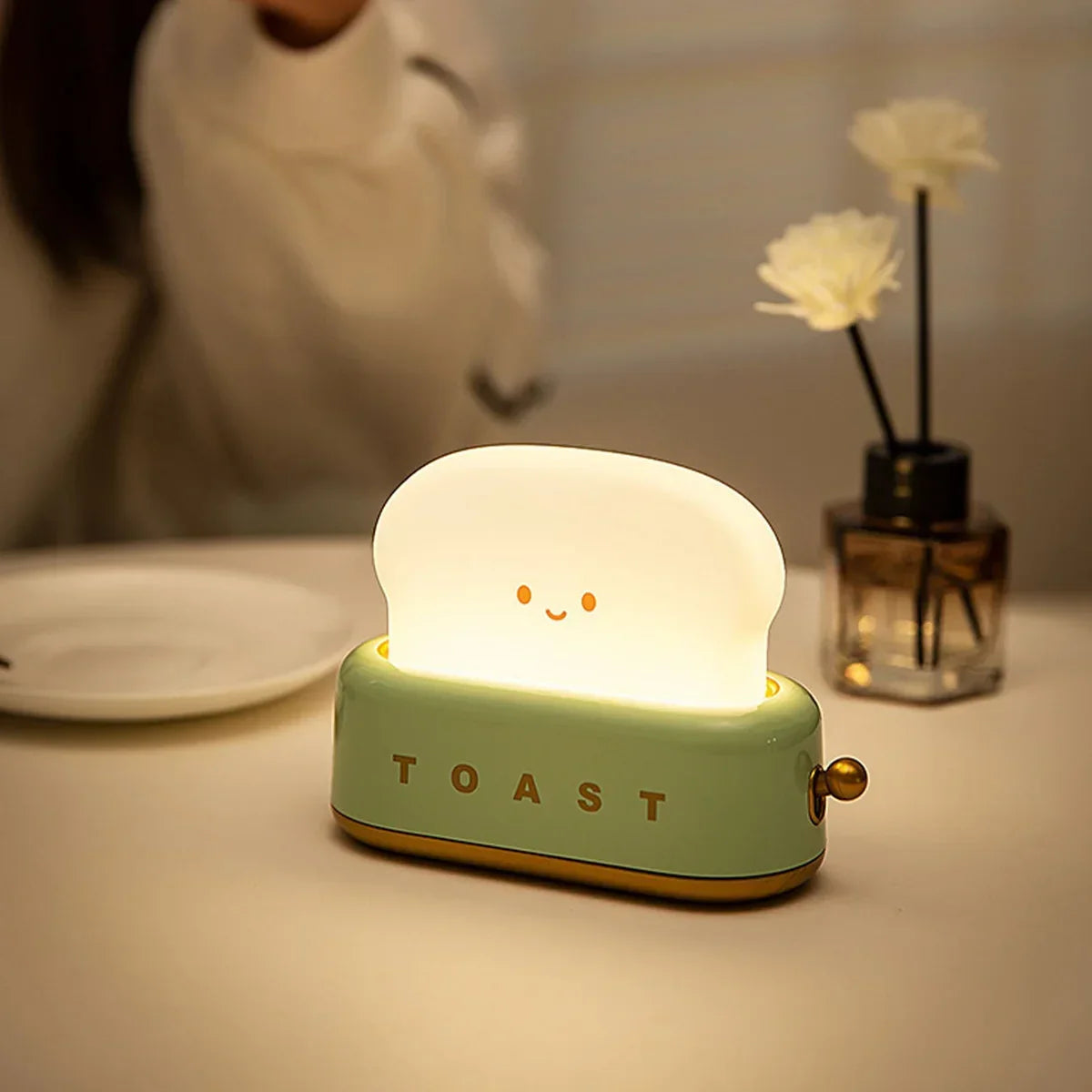 Night Light with Toast Design, Dimmer and 15 Minute Timer