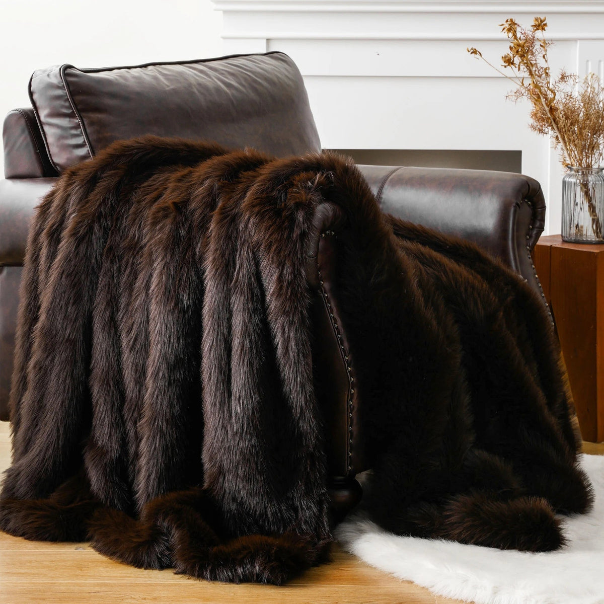 Faux Fur Throw Blanket with Long-Pile Texture and Velvet Backing