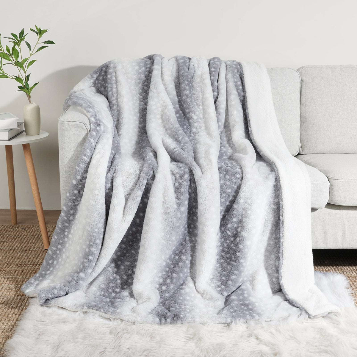 Faux Fur Throw Soft Deer Print, Machine Washable Sofa Blanket