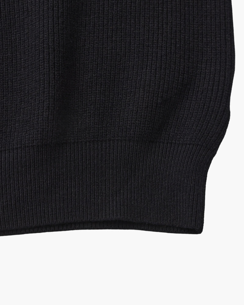 Men's Half-Zip Sweater With a Ribbed Stand Collar - Black