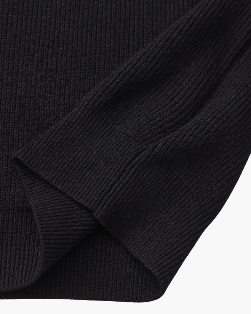 Men's Half-Zip Sweater With a Ribbed Stand Collar - Black