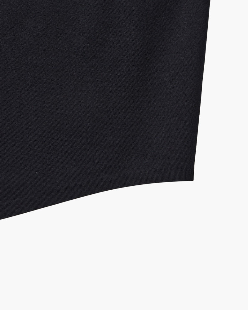 Men's Point-Collar Shirt With a Curved Lower Hem - Black