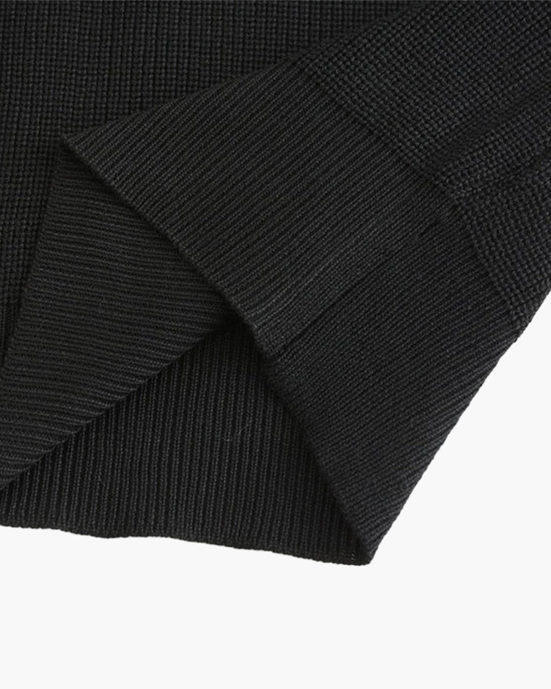 Men's Ribbed Zip-Neck Sweater With a Pointed Collar - Dark Gray