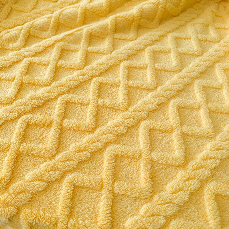 Throws in Quilted Fleece with Raised Jacquard Texture, Lightweight
