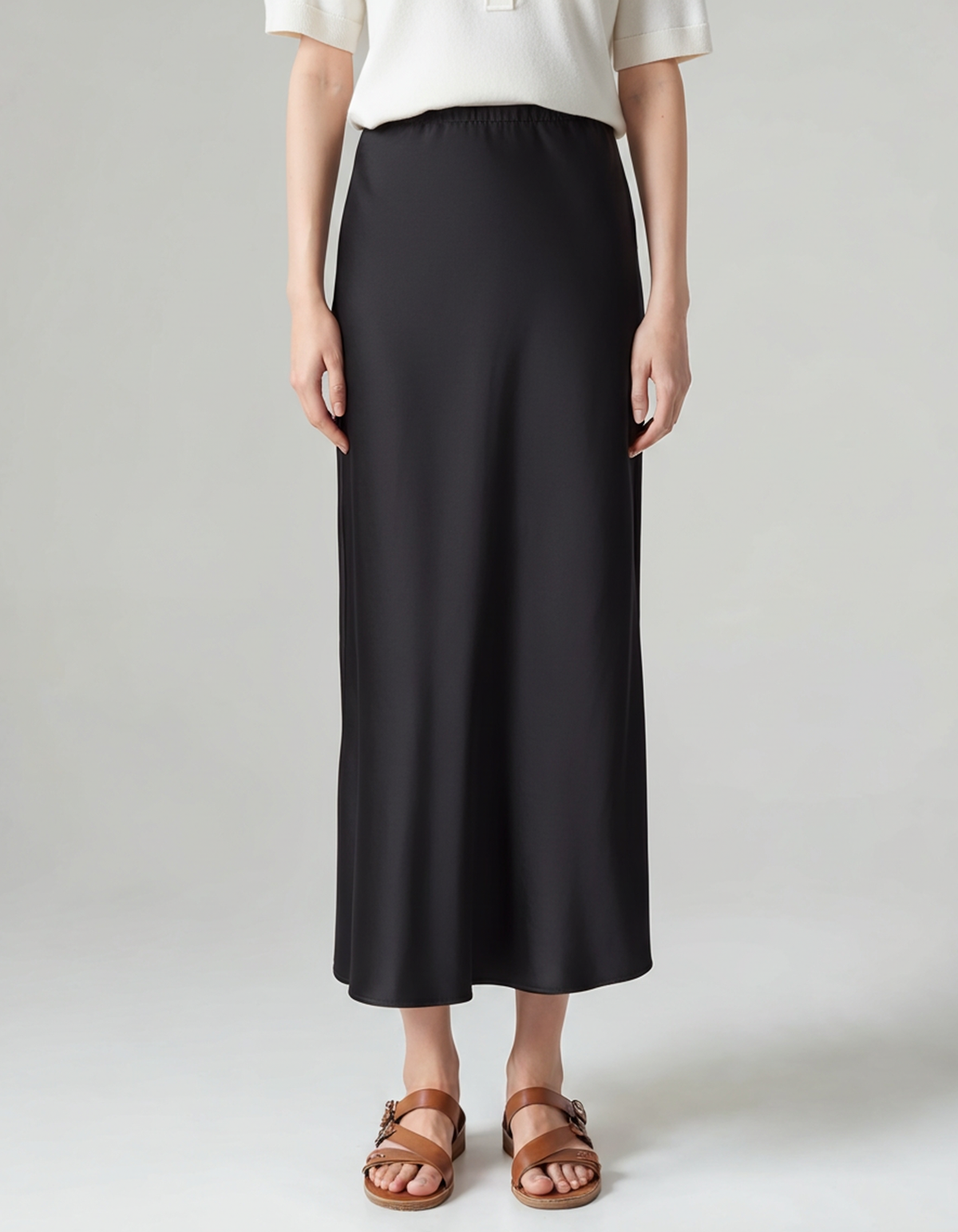 Women's Plain Midi Skirt With a Gently Flared Hem - Black