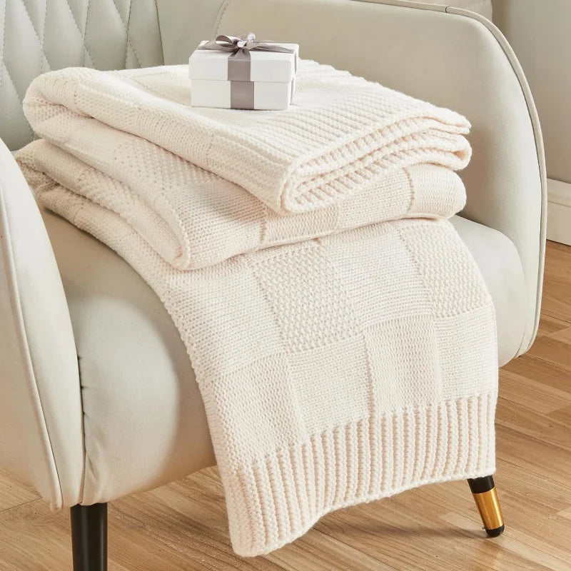 Wool Blanket Chunky Knit, Warm Breathable Throw with Ribbed Borders